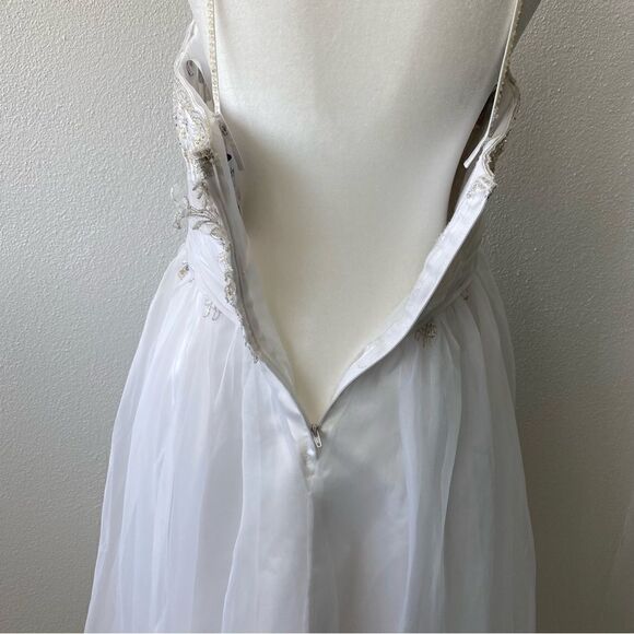 Alfred Angelo Sapphire White Tea Length Dress - Picture 14 of 16